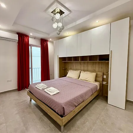 Calypso Grand Oasis, 3 Bdr Luxury Apartment Apartament